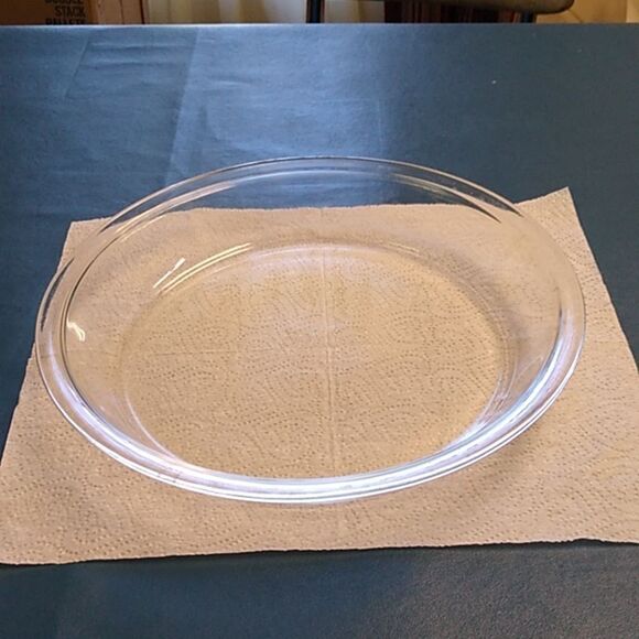 Pyrex #210 Glass Pie Pan 25cm 10 inch pan Cottagecore Grandmacore Countrycore - Picture 1 of 7